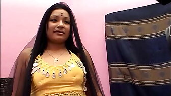 Chubby indian is doing her first porn casting