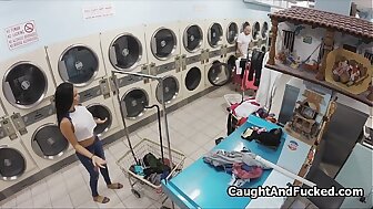 Got busted and fucked on tap laundromat