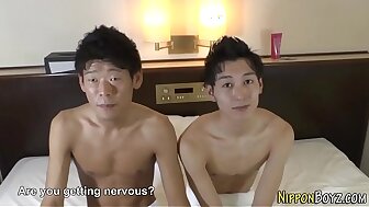 Japanese twinks cumming after anal